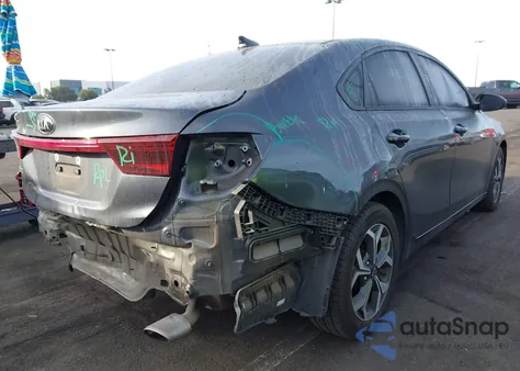 2020 Kia Forte Lxs из США, поврежденный, VIN 3KPF24AD5LE256336